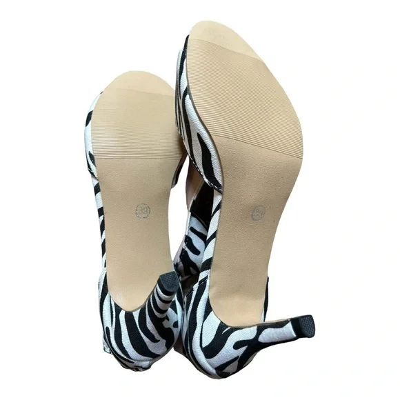 YASIRUN White Zebra Cutout Ankle-Strap Sandal - Women - Picture 10 of 13